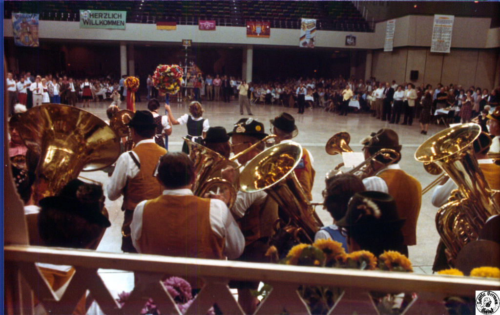 1979 10 06 11 Our Oktoberfest.jpg